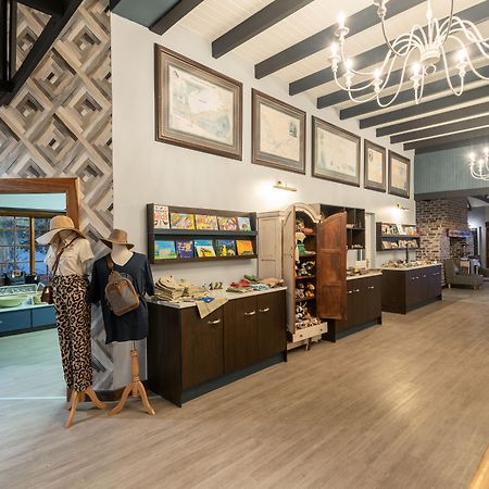 Gondwana Etosha Safari Lodge Okaukuejo Zewnętrze zdjęcie