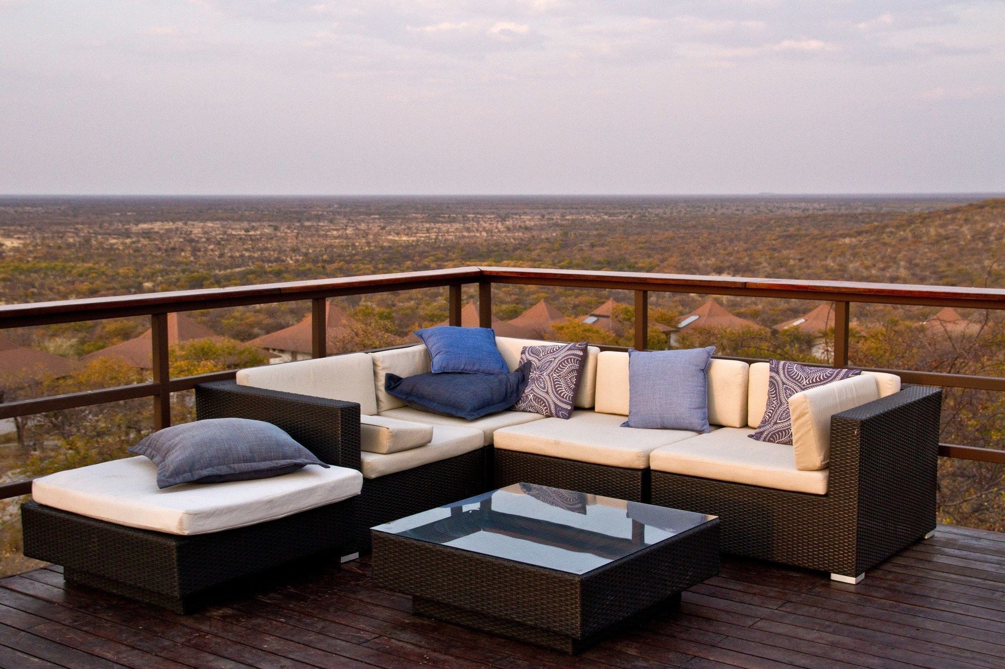 Gondwana Etosha Safari Lodge Okaukuejo Zewnętrze zdjęcie